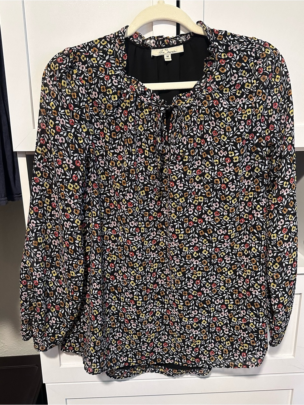 Le Serein Black Ditsy Floral Tie Neck Blouse Size Medium